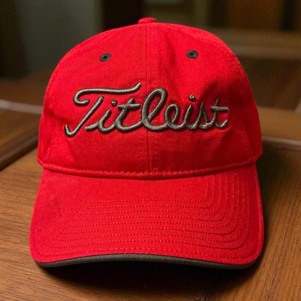 Titleist Bold Red Cap - Picture 1 of 10